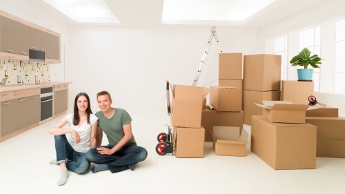 Removal truck hire for furniture and boxes during an Edgware move