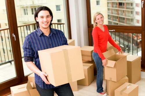 Flat move example in Edgware using load-based van pricing
